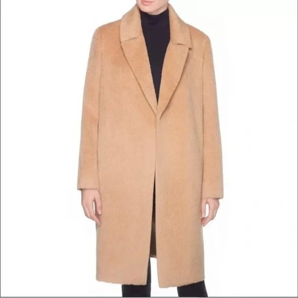 Luxe Suri Alpaca and Wool Coat in Camel